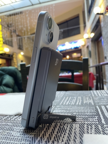 Itin plona išorinė baterija su stovu „F15-10k“ (10 000 mAh) photo review